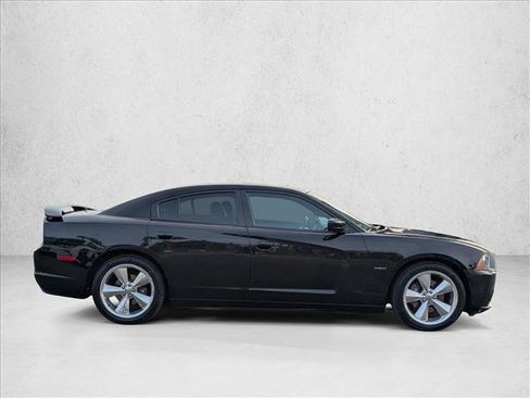 Used 2014 Dodge Charger R/T image 4