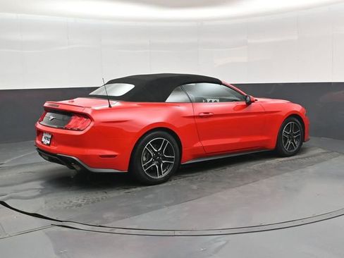 Used 2023 Ford Mustang Premium image 4