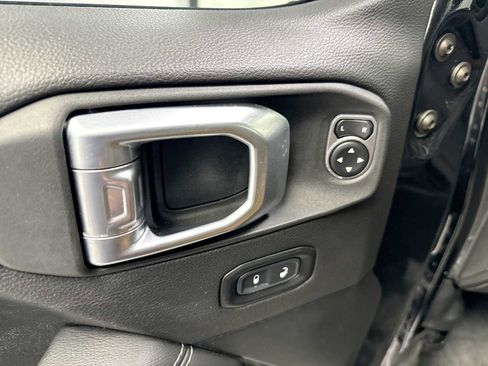 Used 2021 Jeep Wrangler Unlimited Rubicon image 21