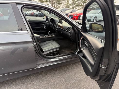 Used 2014 BMW 328i xDrive Sedan AWD/4WD image 12