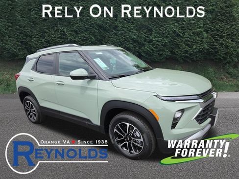 New 2026 Chevrolet TrailBlazer LT w/ Convenience Package AWD/4WD image 1