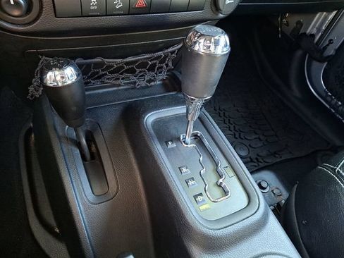 Used 2016 Jeep Wrangler Unlimited Sport AWD/4WD image 14