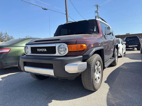 Used 2007 Toyota FJ Cruiser 4WD image 1
