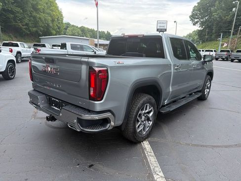 New 2026 GMC Sierra 1500 SLT w/ SLT Premium Plus Package AWD/4WD image 4
