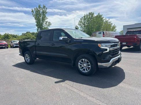 Used 2023 Chevrolet Silverado 1500 LT AWD/4WD image 8