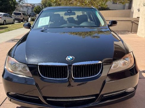 Used 2008 BMW 328i Sedan w/ Sport Pkg RWD image 2