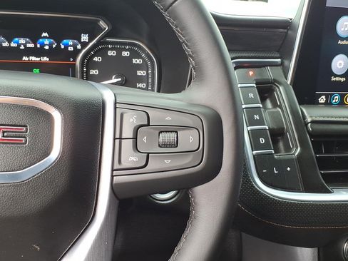Certified 2021 GMC Yukon XL SLT AWD/4WD image 20