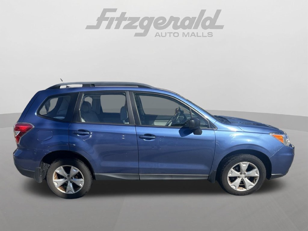 Used 2015 Subaru Forester 2.5i w/ Alloy Wheel Package AWD/4WD image 2