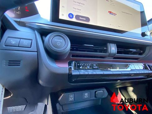 New 2027 Toyota Prius Plug-In Hybrid w/ Limited Premium Package FWD image 34