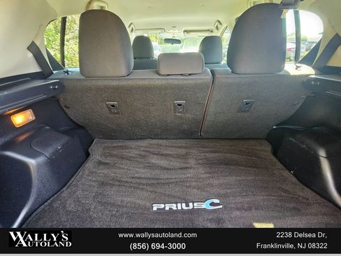 Used 2012 Toyota Prius C One image 25