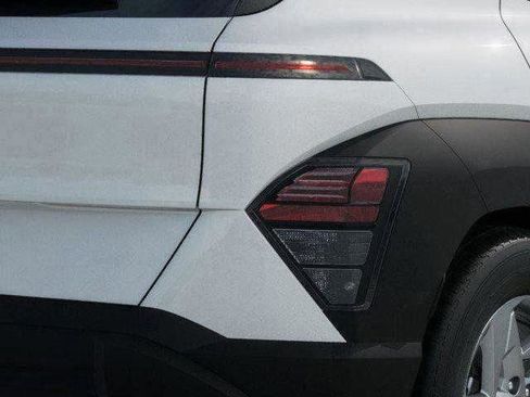 New 2026 Hyundai Kona SE FWD image 19