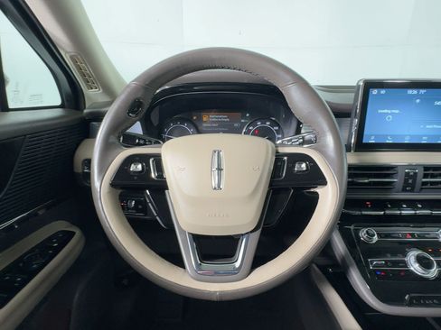 Used 2021 Lincoln Corsair Standard w/ Equipment Group 101A image 16