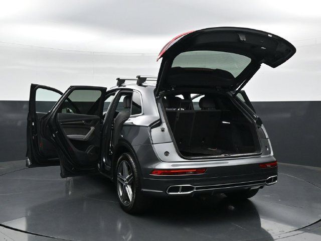 Used 2019 Audi SQ5 Premium Plus AWD/4WD image 56