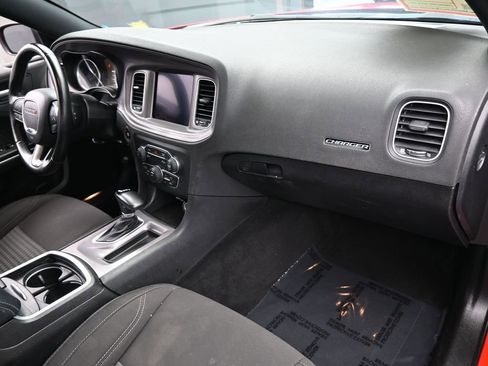 Used 2023 Dodge Charger SXT image 39