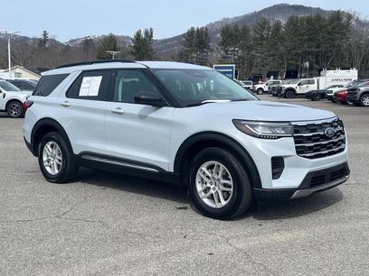Certified 2025 Ford Explorer Active