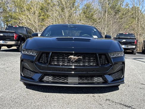 Used 2024 Ford Mustang GT Premium image 2