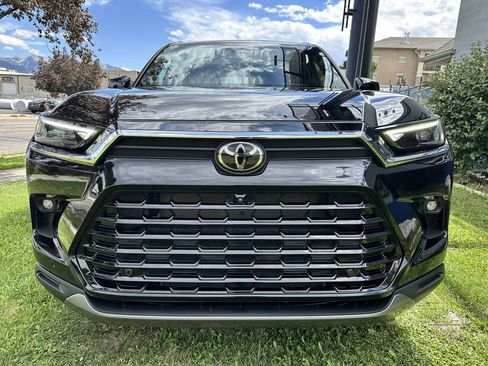 Used 2026 Toyota Grand Highlander AWD Hybrid image 13