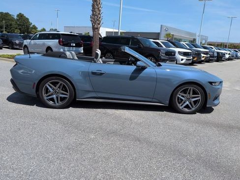 Used 2024 Ford Mustang Premium RWD image 3