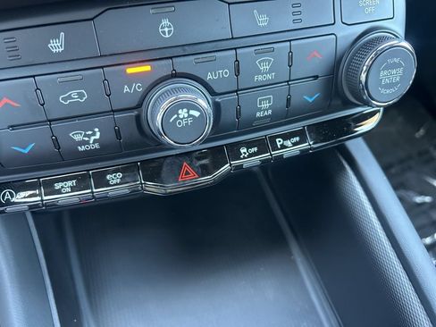 New 2026 Dodge Durango GT w/ Blacktop Package AWD/4WD image 11