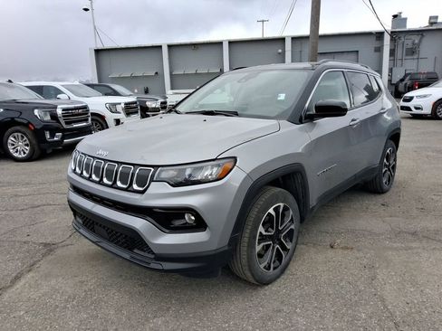 Certified 2022 Jeep Compass Limited AWD/4WD image 4