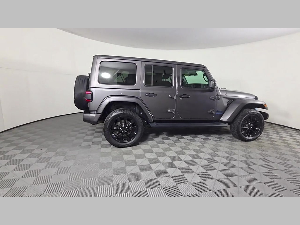 Used 2021 Jeep Wrangler Unlimited Sahara AWD/4WD image 5