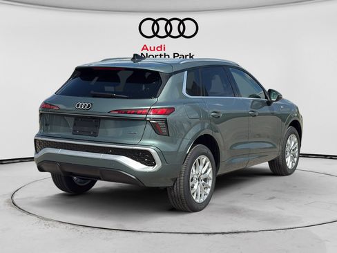 New 2026 Audi Q3 quattro 2.0T AWD/4WD image 3