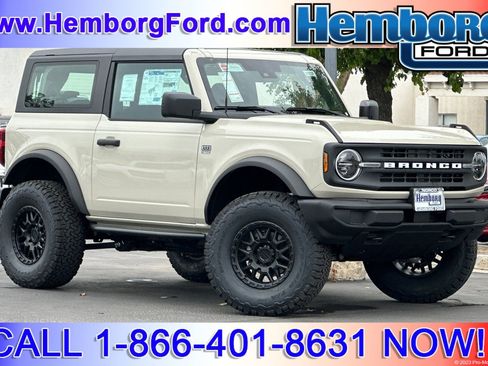 New 2026 Ford Bronco 2-Door AWD/4WD image 1