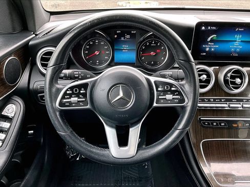 Used 2020 Mercedes-Benz GLC 300 4MATIC image 20