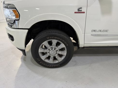 Used 2022 RAM 3500 Limited image 9
