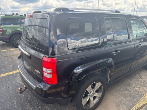 Used 2017 Jeep Patriot High Altitude AWD/4WD image 27