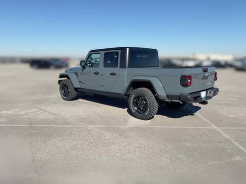 New 2026 Jeep Gladiator Willys image 8