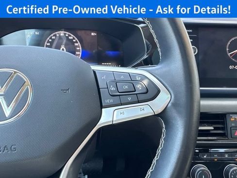 Used 2023 Volkswagen Taos SE w/ Panoramic Sunroof Package AWD/4WD image 19