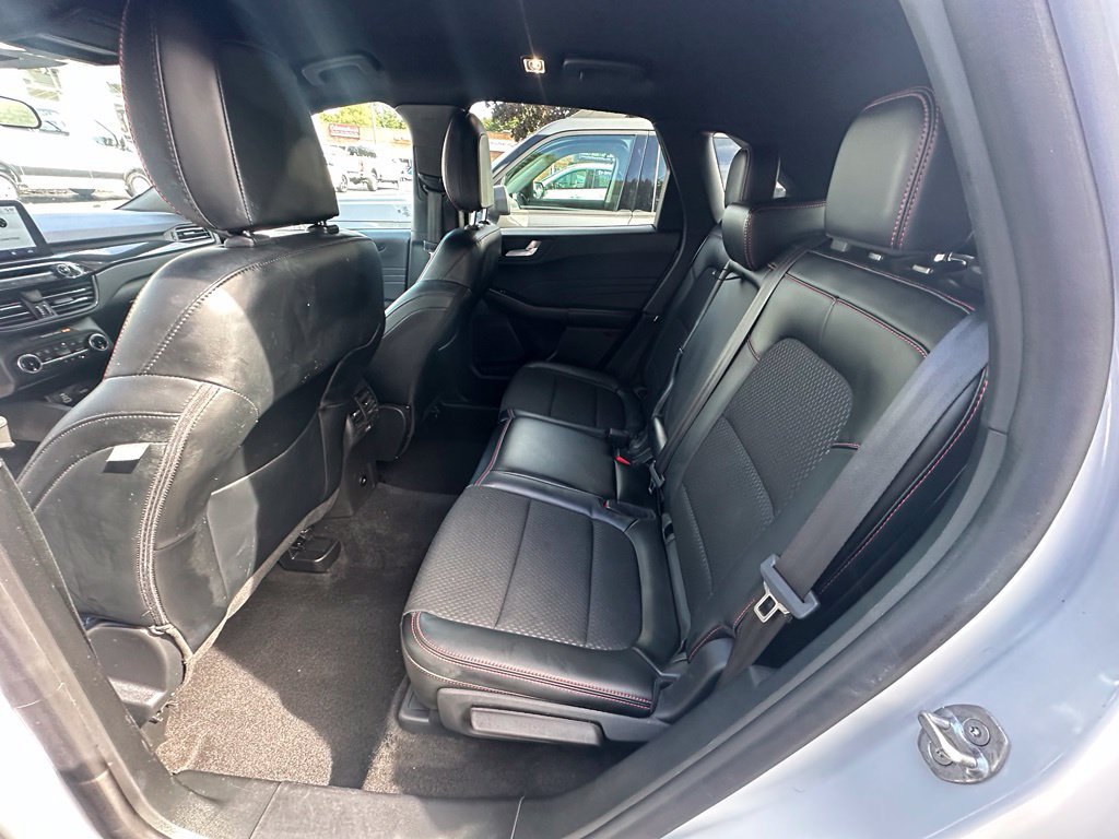 Used 2025 Ford Escape ST-Line Select AWD/4WD image 10