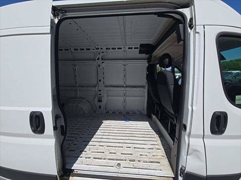 Used 2023 RAM ProMaster 2500 FWD image 14