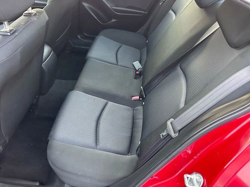 Used 2015 MAZDA MAZDA3 i SV image 25