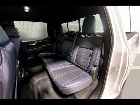 Certified 2022 Chevrolet Silverado 1500 High Country w/ High Country Premium Package image 22