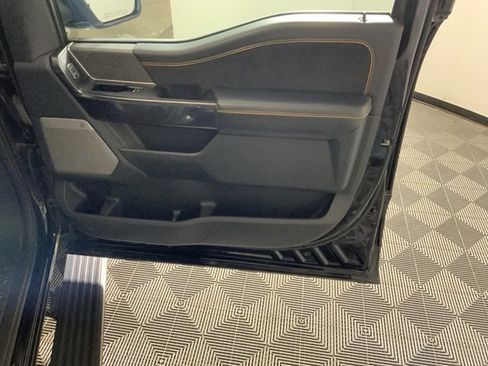 Used 2021 Ford F150 Platinum image 38