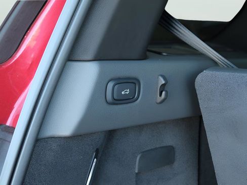 New 2024 VinFast VF 9 Plus AWD/4WD image 26
