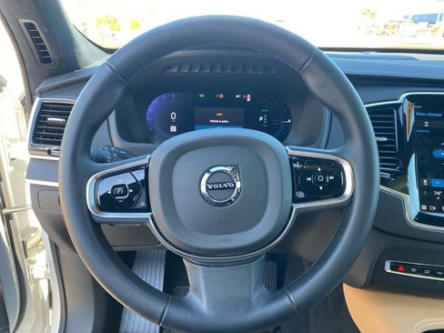 Used 2024 Volvo XC90 T8 Ultimate w/ Lounge Package image 18