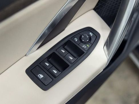 Used 2025 BMW X1 xDrive28i image 19