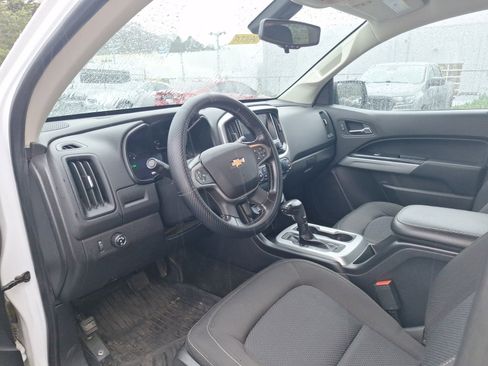 Used 2017 Chevrolet Colorado LT w/ LT Convenience Package image 7