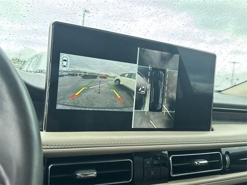 Used 2022 Lincoln Nautilus Reserve image 23