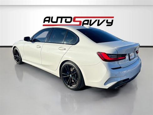 Used 2022 BMW M340i w/ Driving Assistance Package image 5