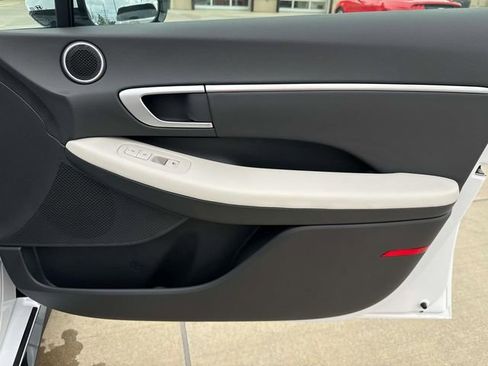 New 2026 Hyundai Sonata SEL FWD image 17