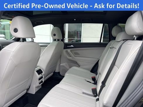 Certified 2022 Volkswagen Tiguan SE R-Line AWD/4WD image 19