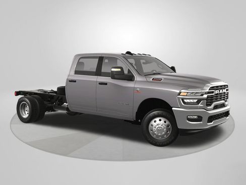 New 2025 RAM 3500 Big Horn AWD/4WD image 7