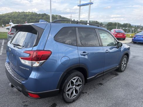 Used 2020 Subaru Forester Premium w/ Popular Package #1 AWD/4WD image 4