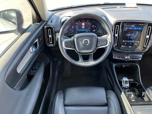 Used 2023 Volvo XC40 B5 Plus w/ Climate Package AWD/4WD image 12