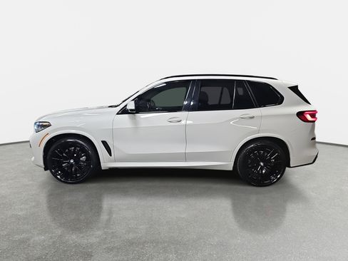 Used 2021 BMW X5 xDrive40i w/ M Sport Package image 8