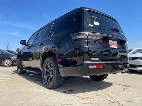 New 2026 Jeep Grand Wagoneer 4WD image 3